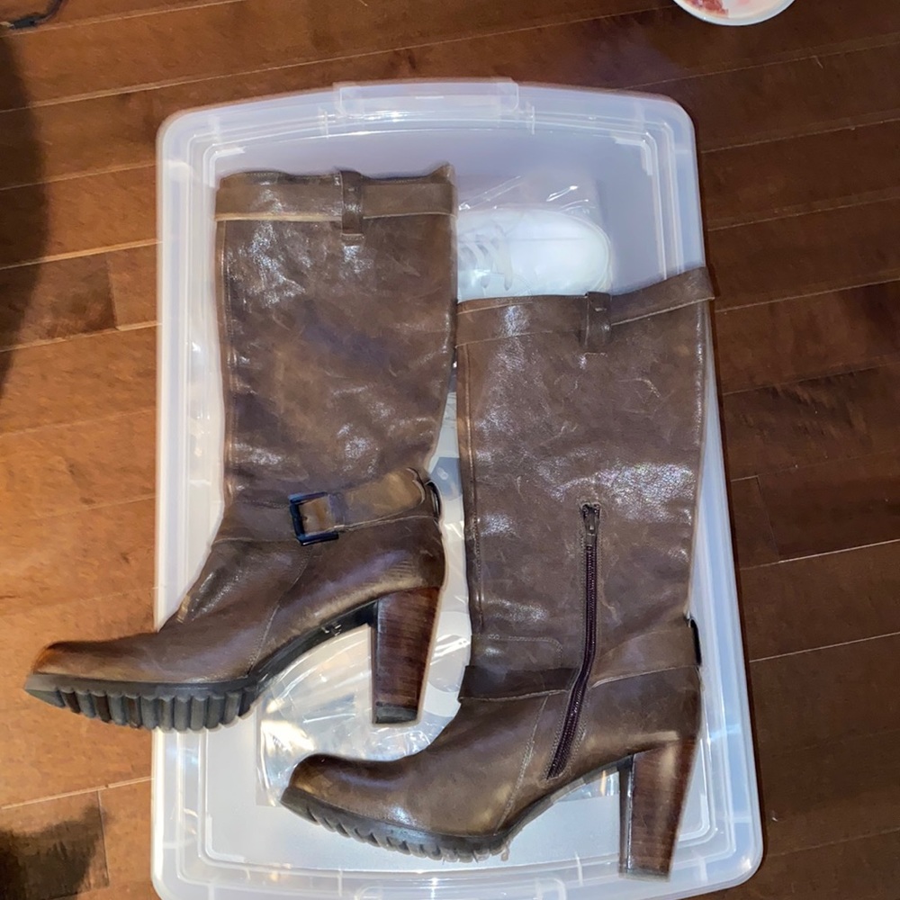 Moretti Ladies Knee High Leather Boots